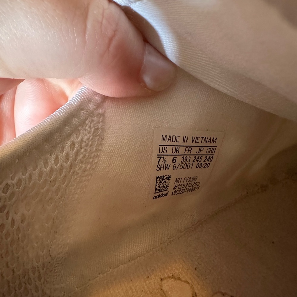 Adidas NMD R1 - Picture 3 of 8